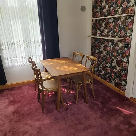Apartment 3